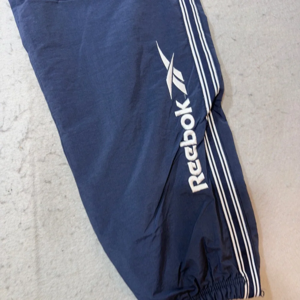 Reebok Track Pants Mens Medium Navy Blue Excellent Vintage Striped Nylon Joggers
